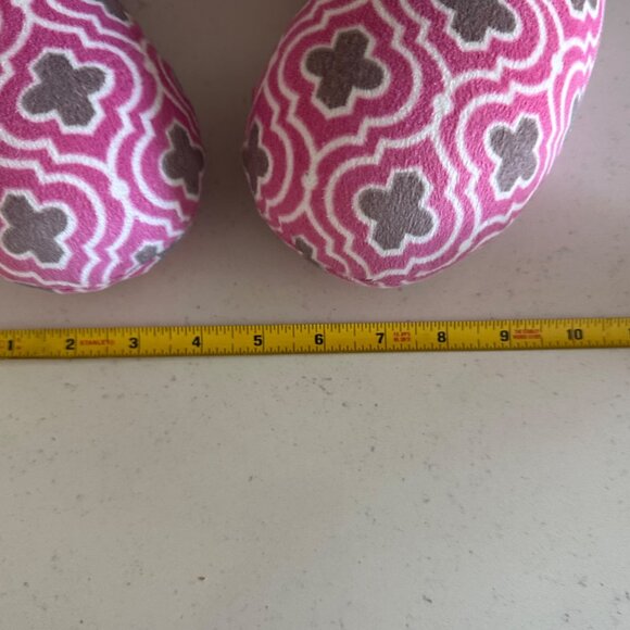 Travel Neck Pillow Pink & Gray Geometric Pattern Plush 12" x 10" - Picture 5 of 6